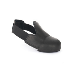 Nakładka ochronna na buty z metalowym podnoskiem
